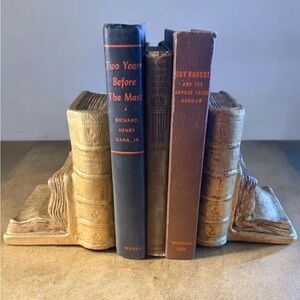 Decorative Faux Antique Bookends in Gold
